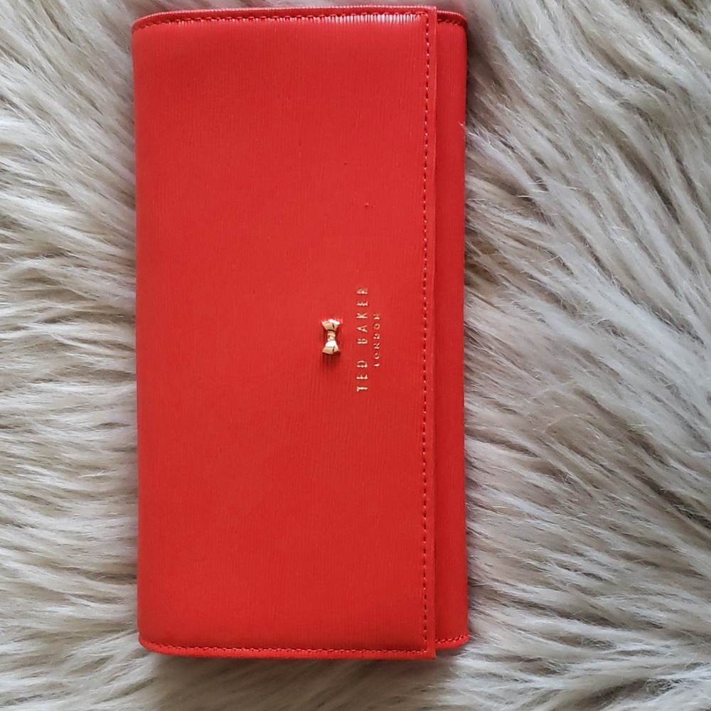 Ted Baker Shean Micro Bow Crossbody Wallet